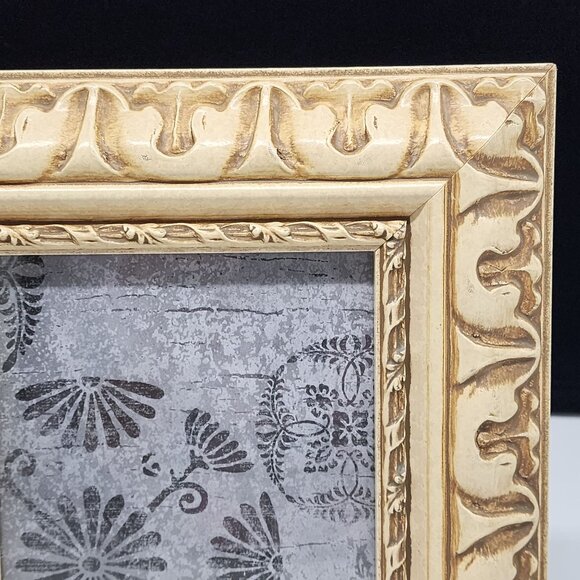 Ornate Greco 5x7 Picture Frame With Vintage Style Carved Design - Picture 3 of 11